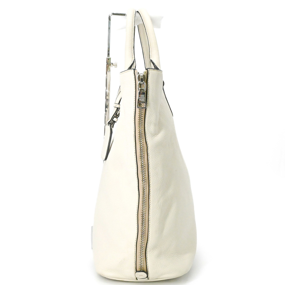 PRADA White Leather Shoulder Bag - Picture 5 of 16